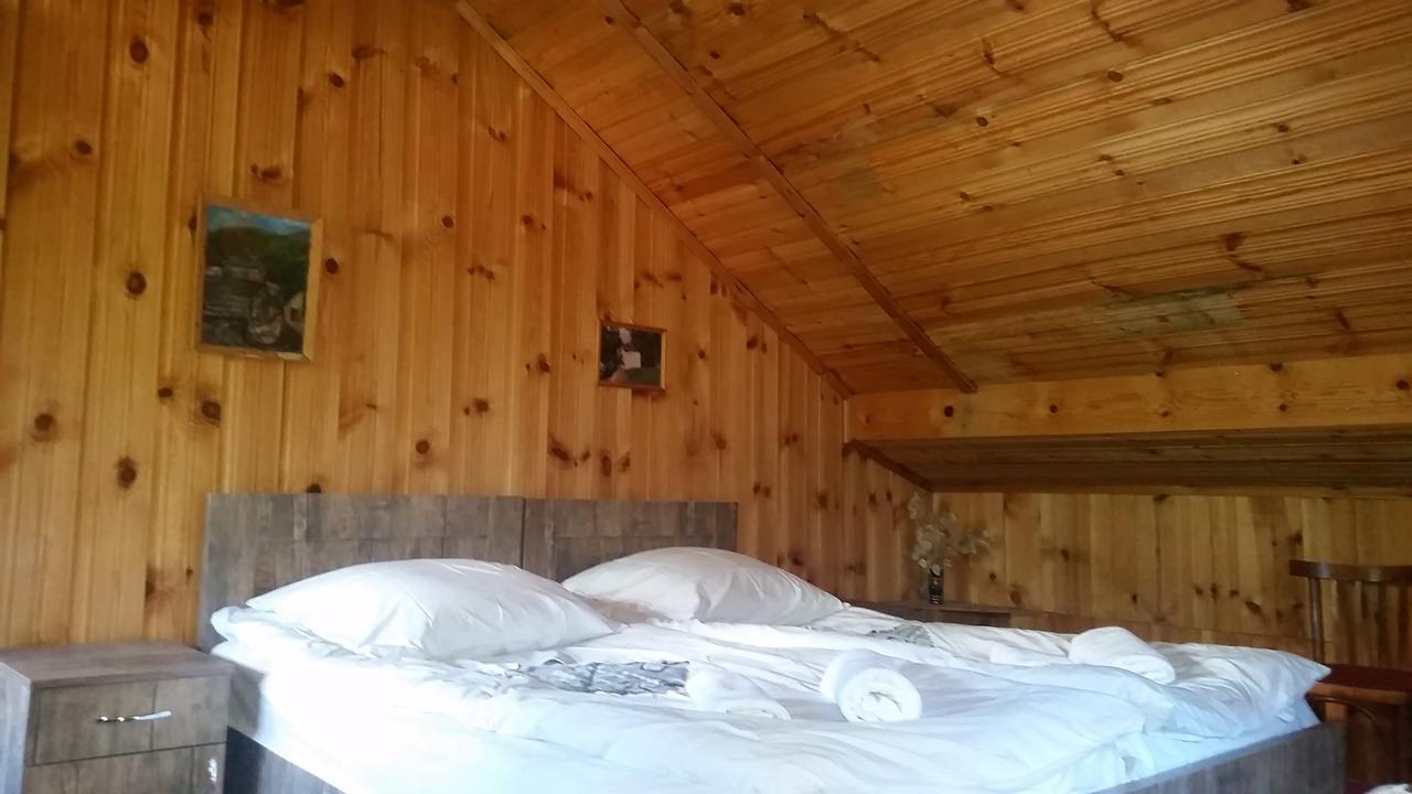 Lagami House Hotel Mestia Quarto foto