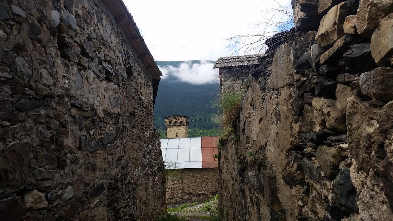 Lagami House Hotel Mestia Exterior foto